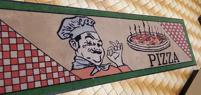 Neil's Pizzeria CLIFTON Picture 3