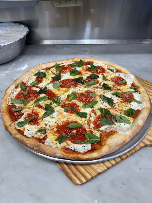 Neil's Pizzeria CLIFTON Picture 10