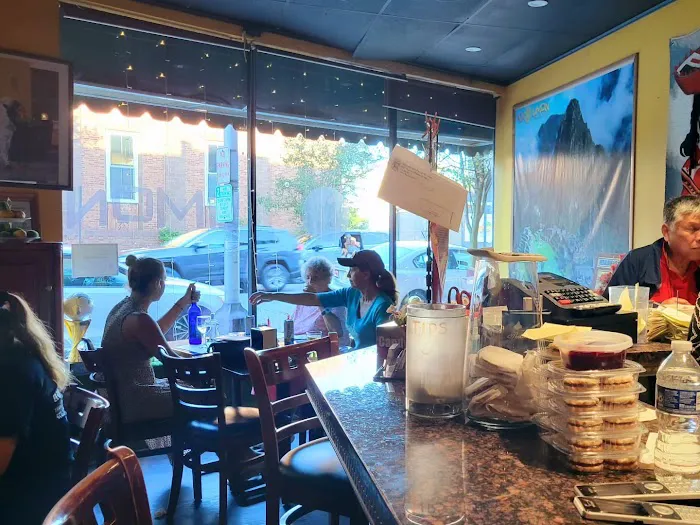 Aji Limon Peruvian Restaurant Picture 7