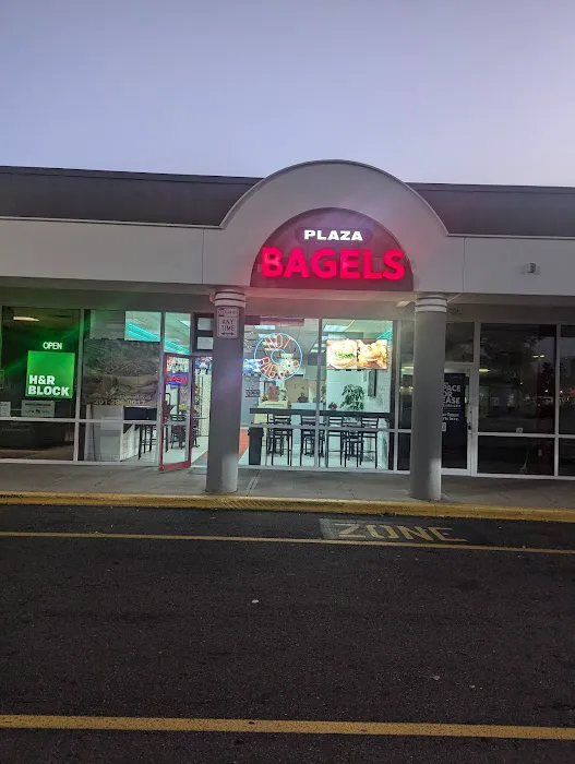 Plaza Bagels & Deli Picture 1