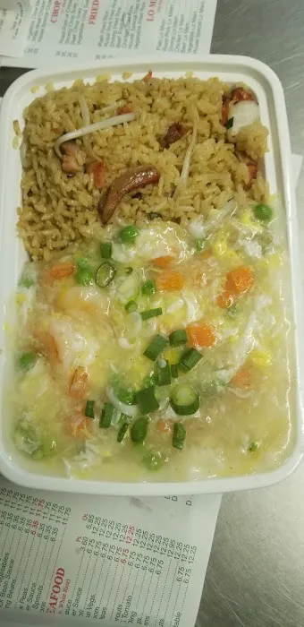 Huang's Kitchen Picture 3