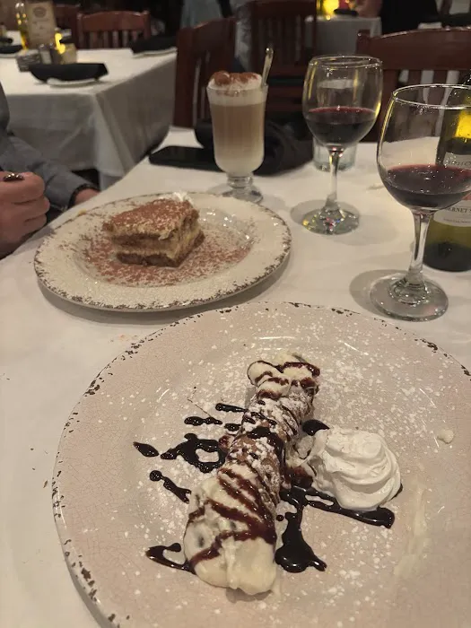 Sanducci's Trattoria Picture 9