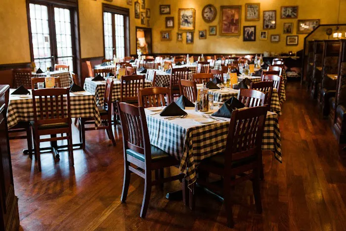 Sanducci's Trattoria Picture 10