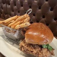 Barrel & Brew Craft Bar, Kitchen & Spirits ico