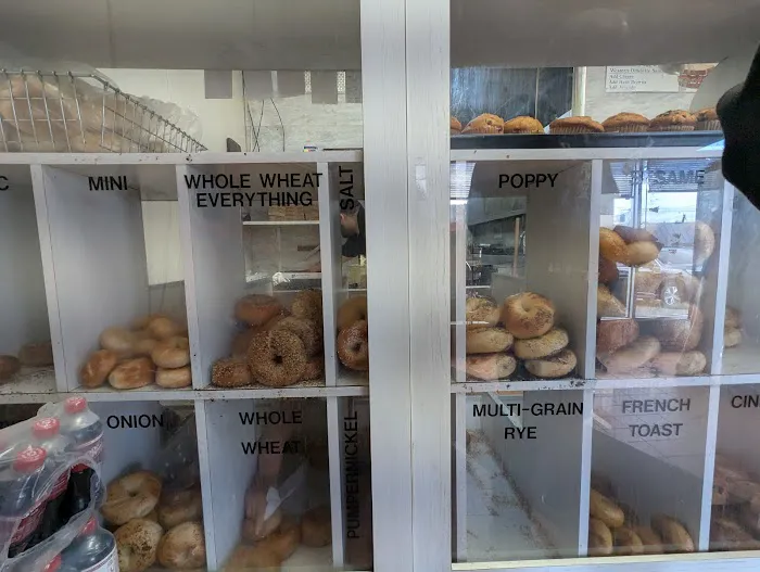 Kinderkamack Hot Bagels Picture 6