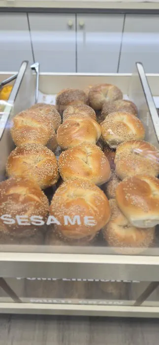 Kinderkamack Hot Bagels Picture 3