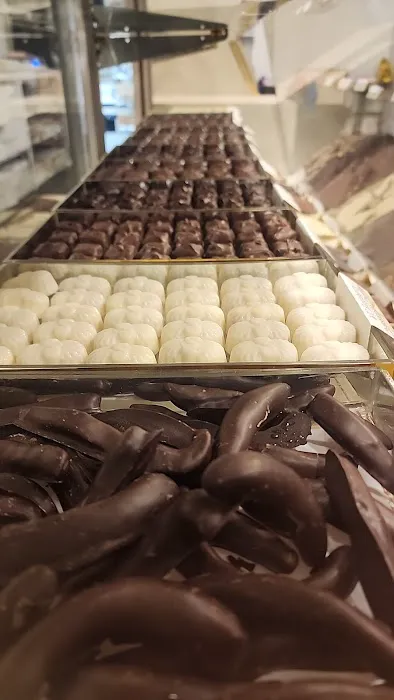 Critchley's Candies Picture 4