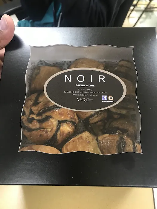 NOIR Bakery & Cafe Picture 3