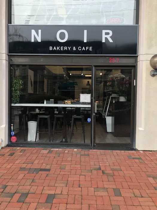 NOIR Bakery & Cafe Picture 7