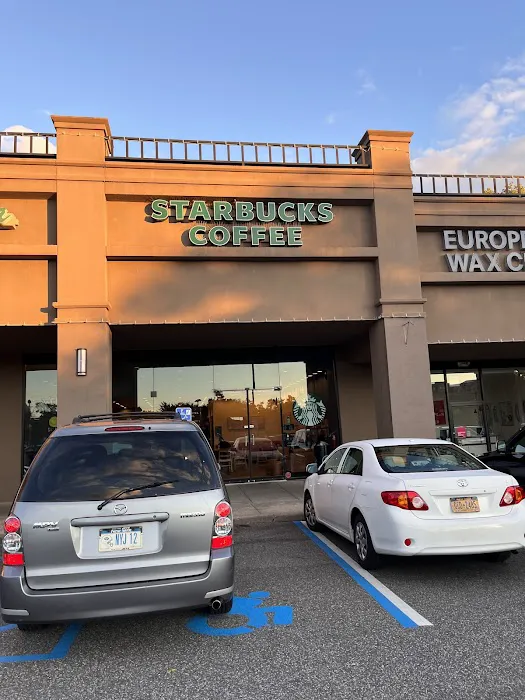 Starbucks Picture 6