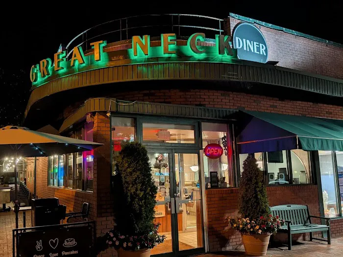 Great Neck Diner Picture 8