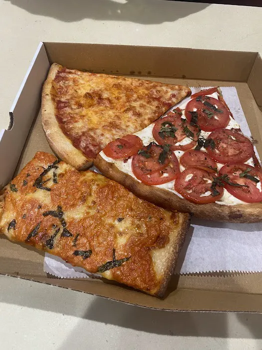 Rosa's Pizzeria Picture 6