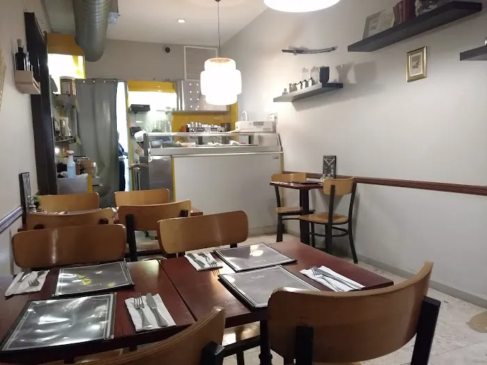 La Pizzeria Picture 9