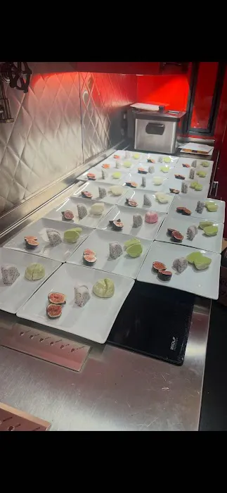 Chiyoda Kosher Sushi Picture 2