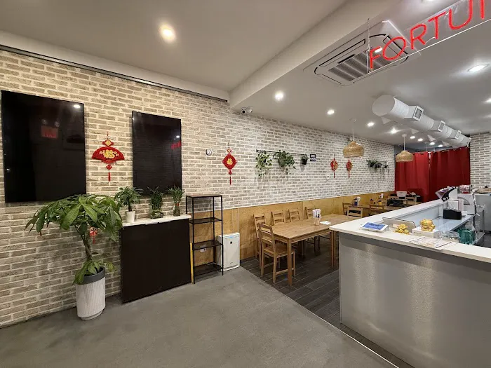 Legend Chicken Bayside Picture 1