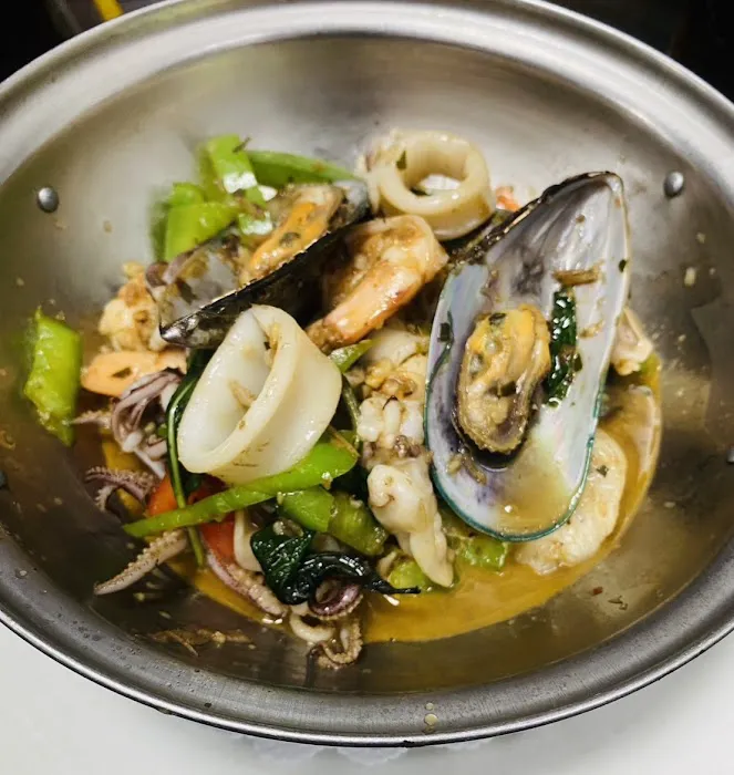 Erawan Thai Cuisine Picture 7