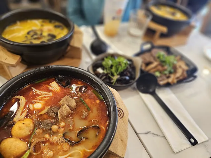 JiBeiChuan Rice Noodle & Ramen 季北川花胶鸡汤米粉 Bayside 呗赛 Picture 5