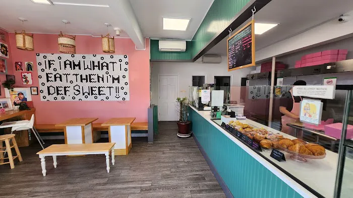 Fern & Aurora Dessert Shop Picture 5
