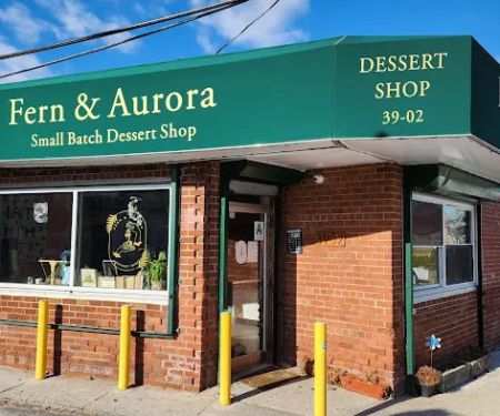 Fern & Aurora Dessert Shop
