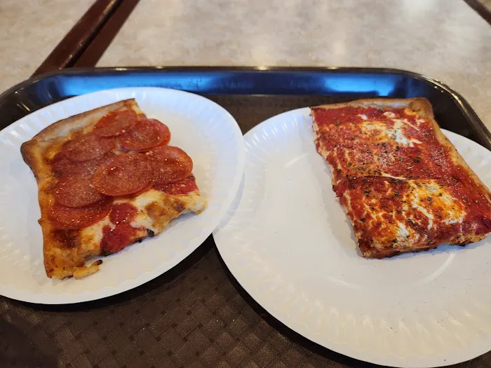 Centre Pizzeria & Restaurant Picture 1