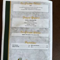 Dining at North Shore Towers ico