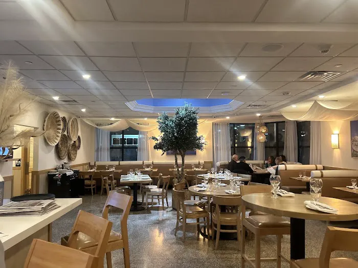 Paros Grille Picture 3