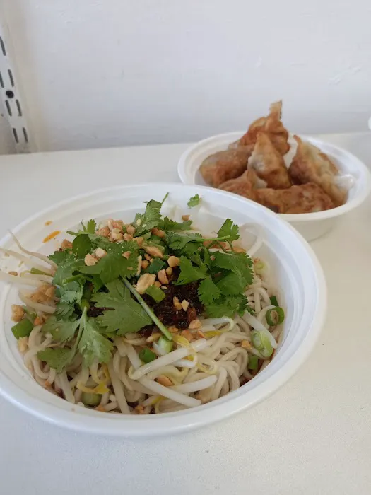 Mama's Noodle House Picture 2