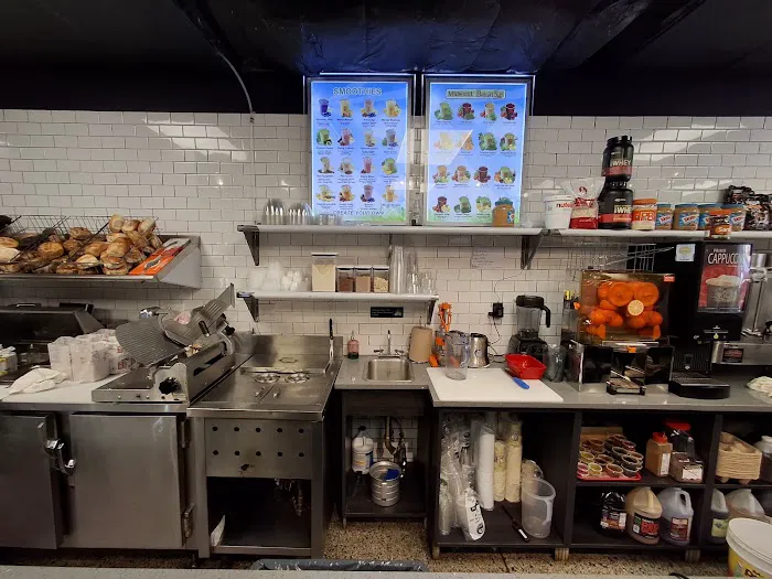 Midwood Bagel 3 Picture 8