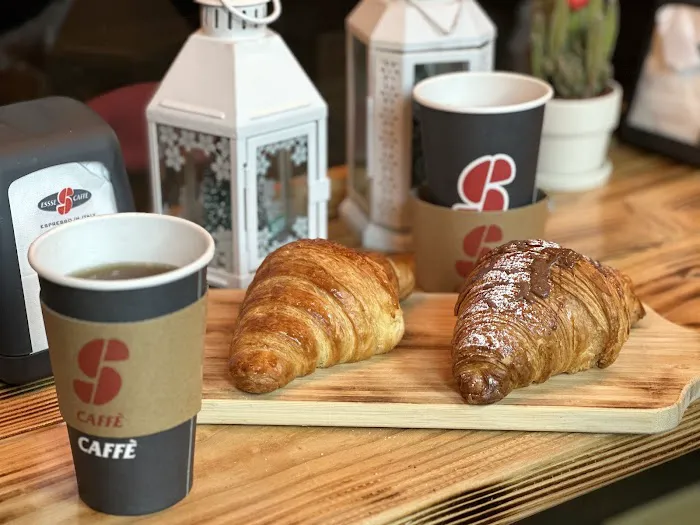 Bread & Tea Picture 7