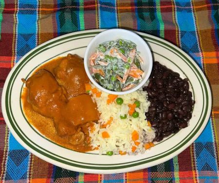 Los Pinos Deli Grocery