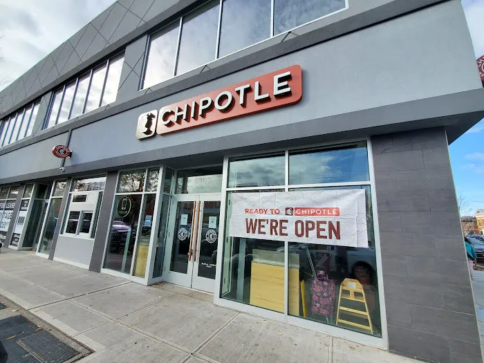 Chipotle Mexican Grill Picture 10