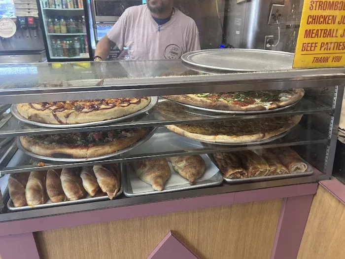 J & V Pizzeria Picture 7