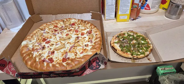 Pizza Hut Picture 1