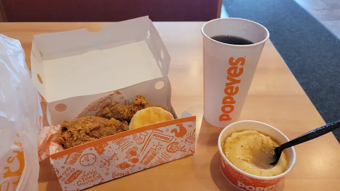 Popeyes Louisiana Kitchen Picture 2