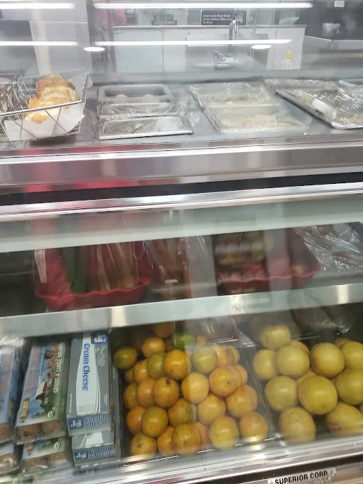 MEIR'S HEIMISHE BAKERY Picture 4