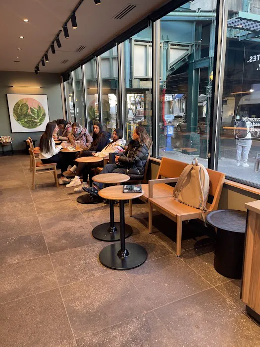 Starbucks Picture 8