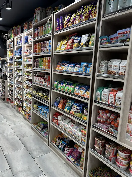 Ave.J Deli & Juice Bar Picture 3