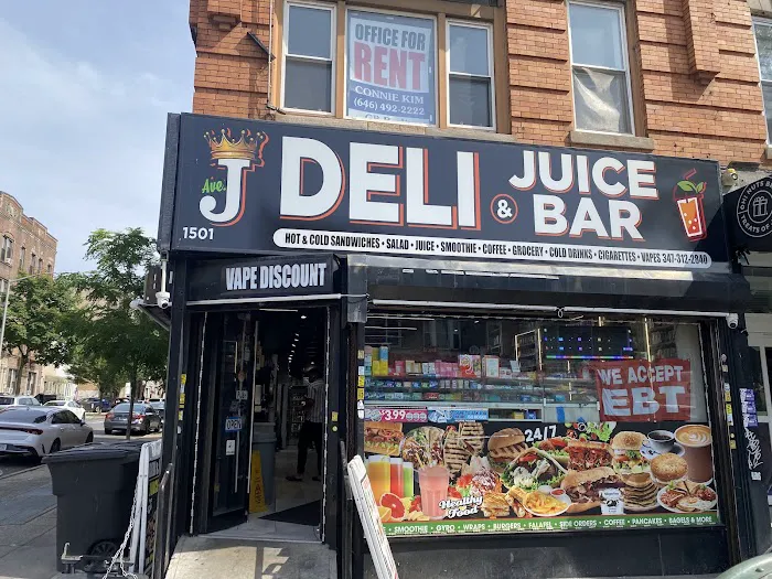 Ave.J Deli & Juice Bar Picture 10