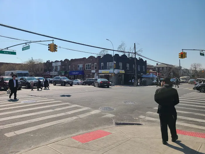 Sesame - Flatbush Picture 3