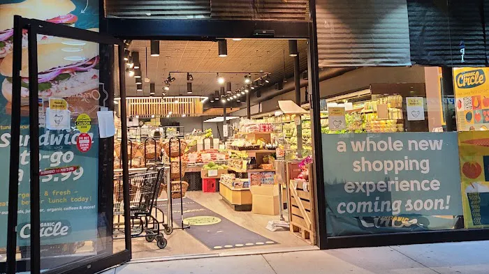 Ave M Fooderie Picture 1