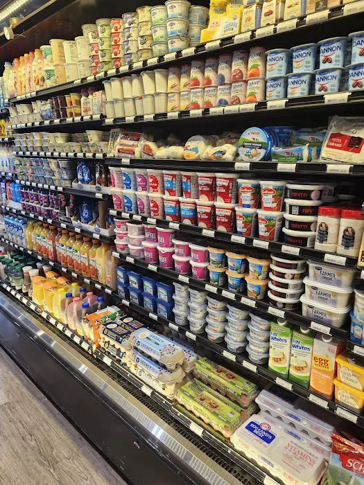 Ave M Fooderie Picture 6