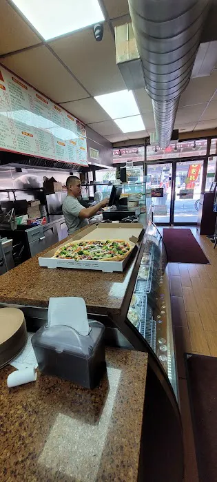 Danny's Pizzeria Picture 5