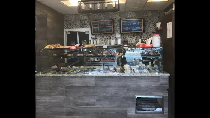 Pressers Kosher Bagels and Bakery Picture 1