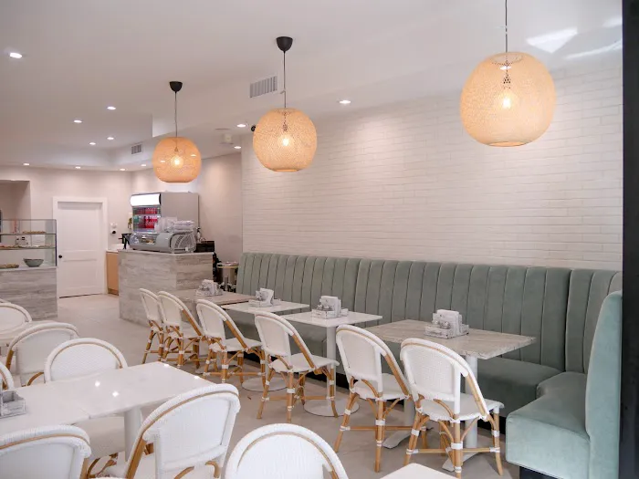 Cafe Rose Brooklyn Picture 2