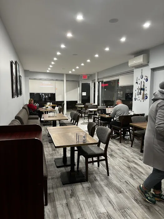 Safir Bakery & Cafe Picture 6