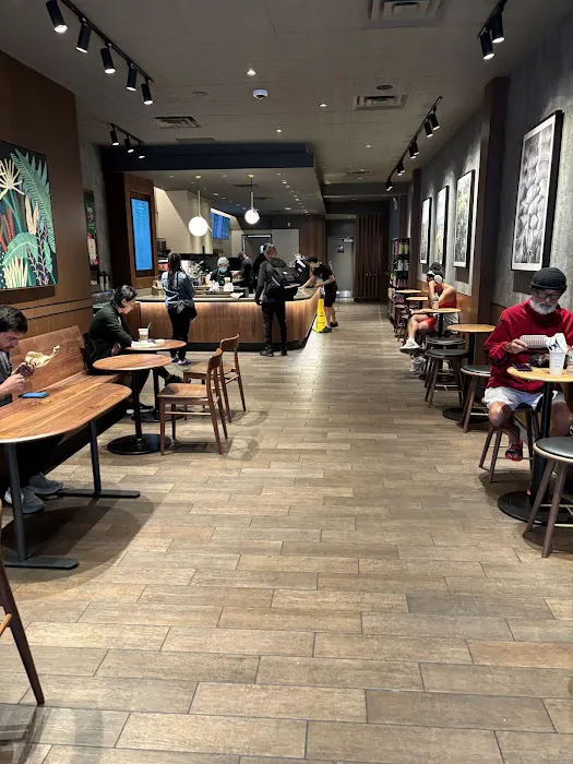 Starbucks Picture 3