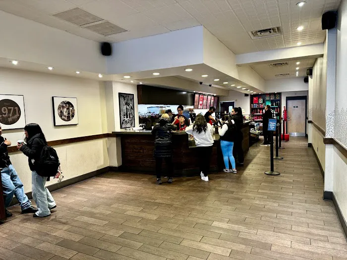 Starbucks Picture 1