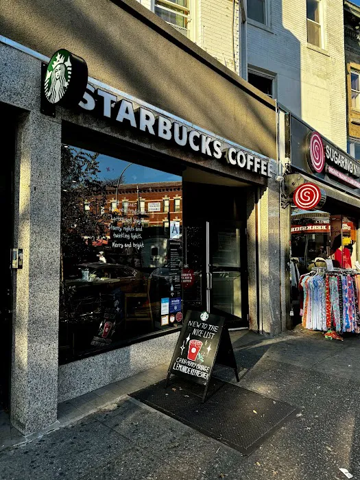 Starbucks Picture 2