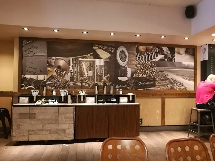 Starbucks Picture 6