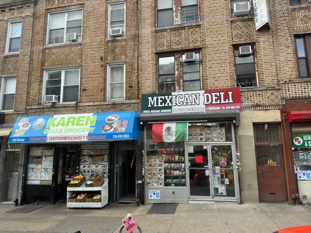 Karen Deli Picture 4
